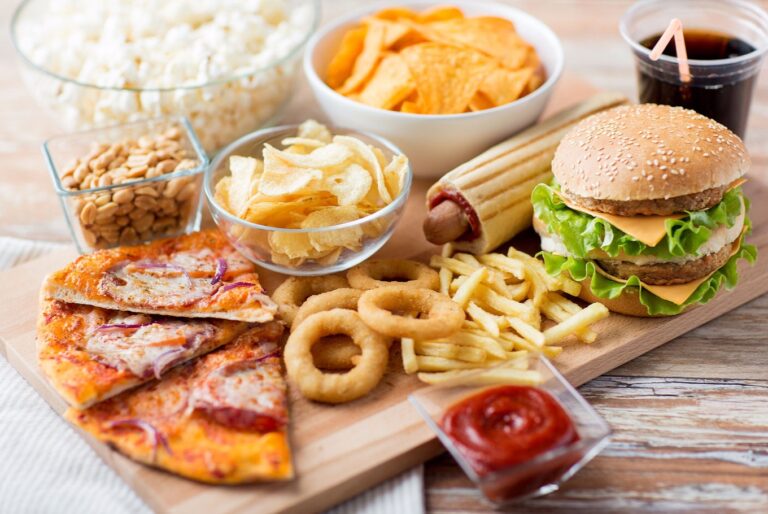 Fast Food e Seus Malefícios a Saúde