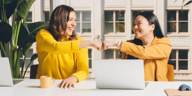 Facebook e WhatsApp: Veja como vender produtos e ganhar dinheiro em 2023